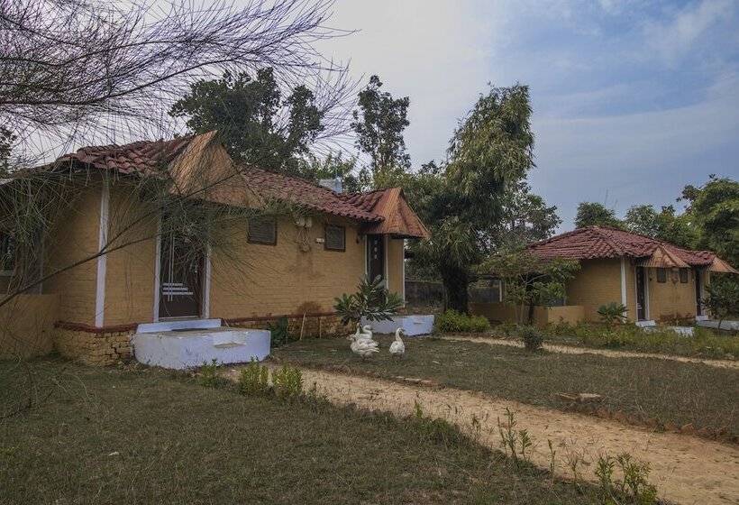 בית מלון כפרי Tribal Wood Resort