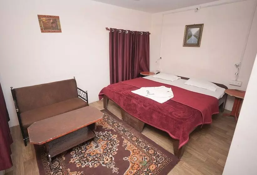 Hotelli Tribal Wood Resort