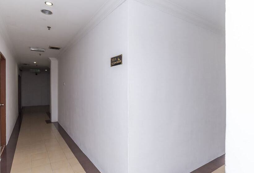 Neo Pegasus Hotel By Oyo Rooms