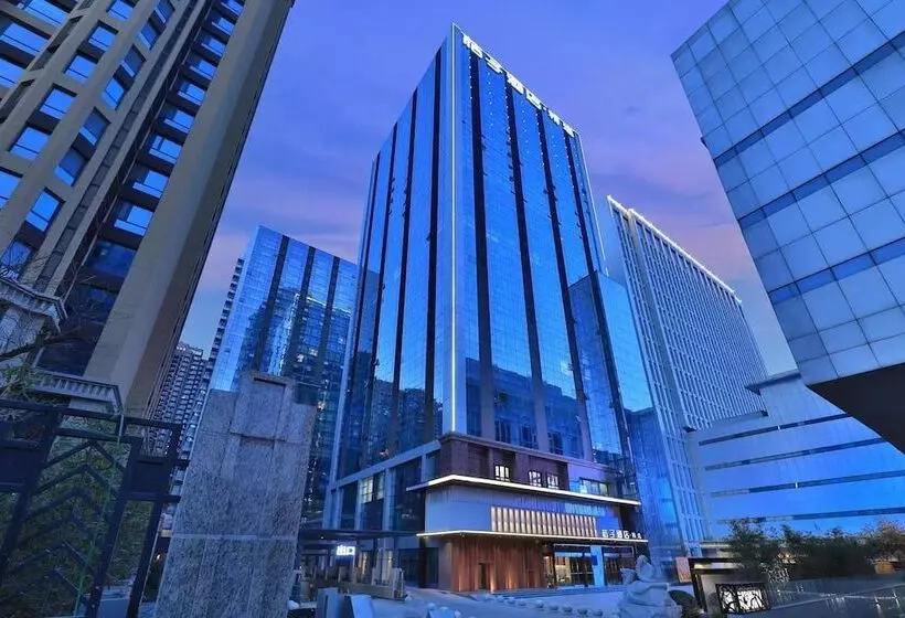 Orange Hotel Select North Railway