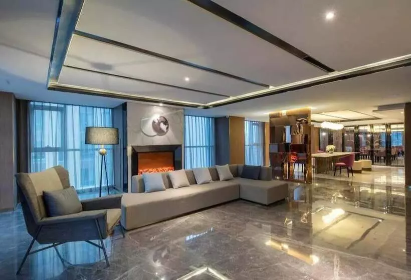 Orange Hotel Select North Railway