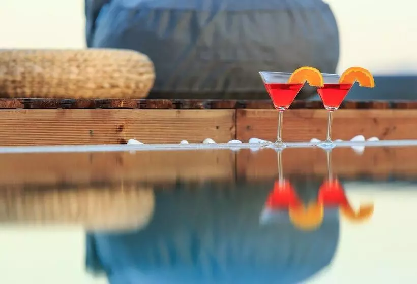 هتل 180 South Seaside