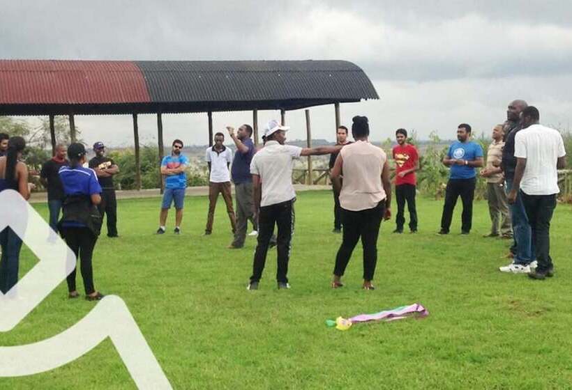 هتل Lukenya Motorcross