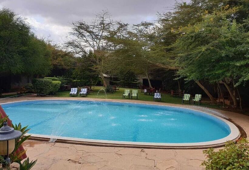 هتل Lukenya Motorcross