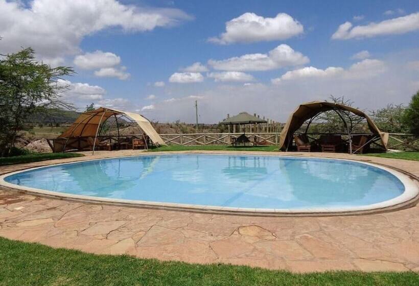 هتل Lukenya Motorcross