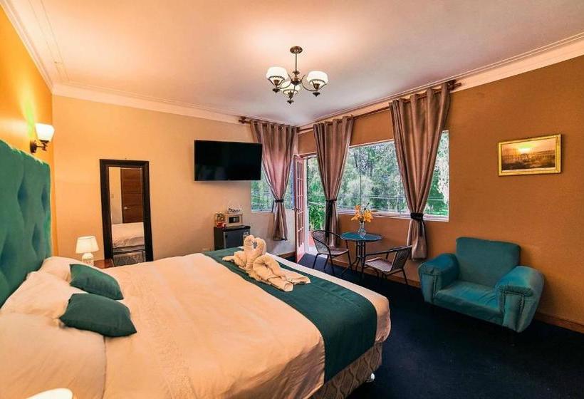 Gatsby Hotel Collection