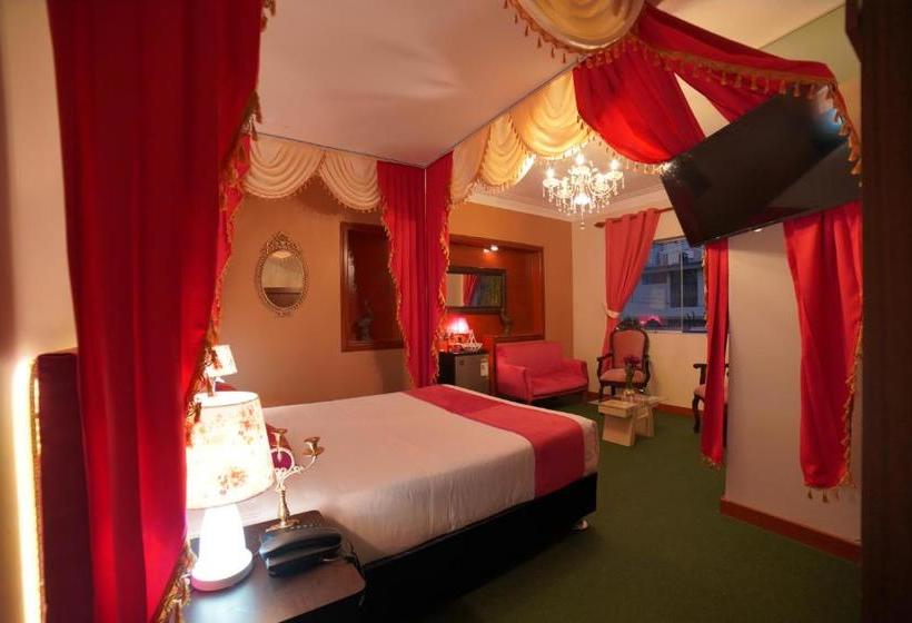 Gatsby Hotel Collection