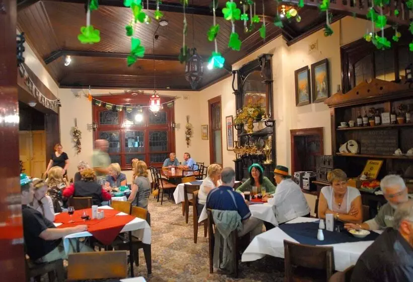 ホテル Mickey Bourke S Koroit