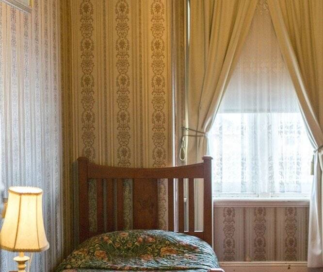 호텔 Mickey Bourke S Koroit