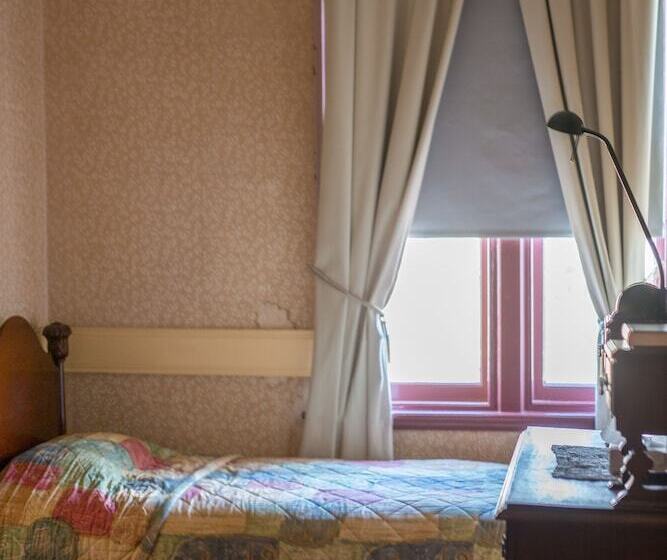 호텔 Mickey Bourke S Koroit