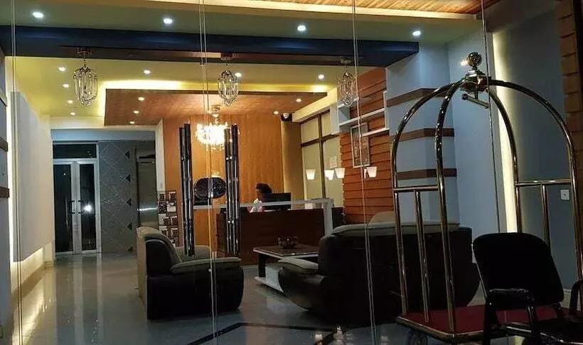 هتل Mosy