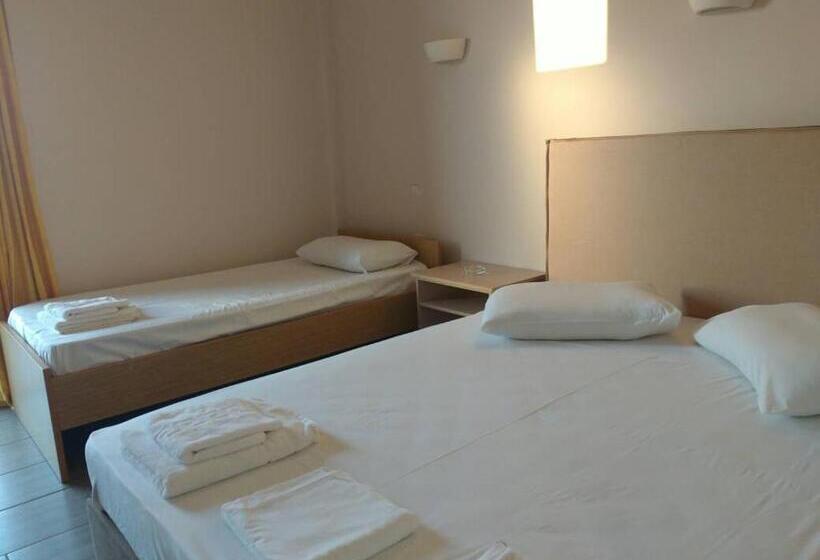 בית מלון כפרי Ocean Pacific