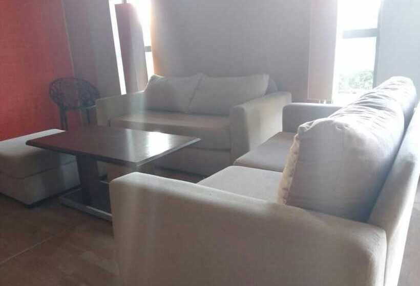 בית מלון כפרי Ocean Pacific