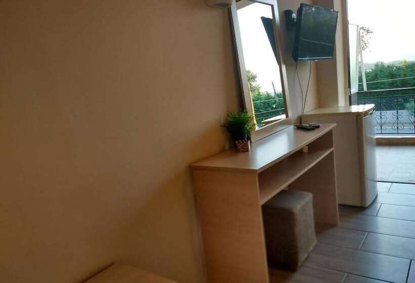 בית מלון כפרי Ocean Pacific