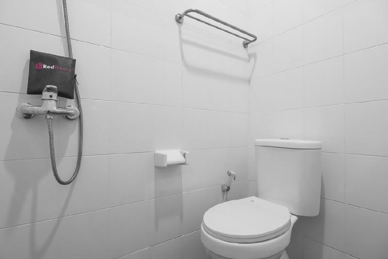 فندق Reddoorz Near Itc Mangga Dua