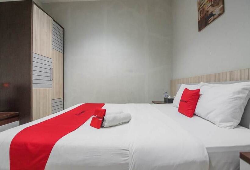 Hotel Reddoorz Plus Near Simpang Rimbo Jambi