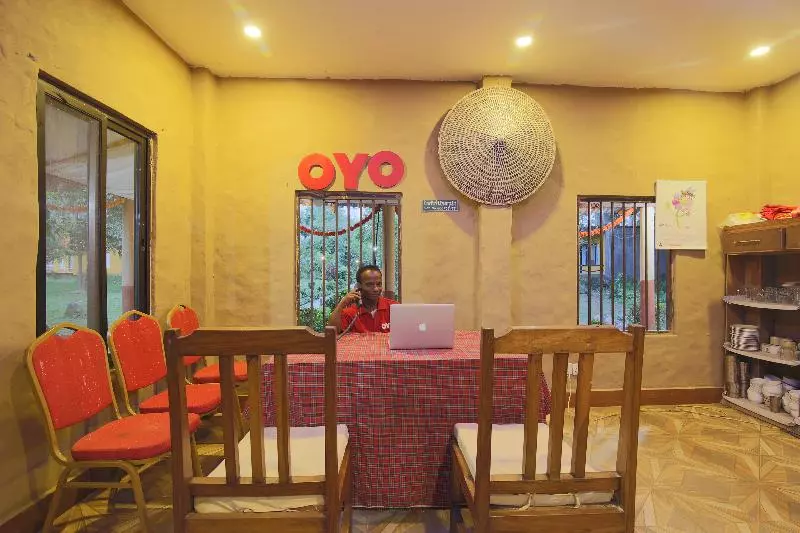 هتل River Park International Resort By Oyo Rooms