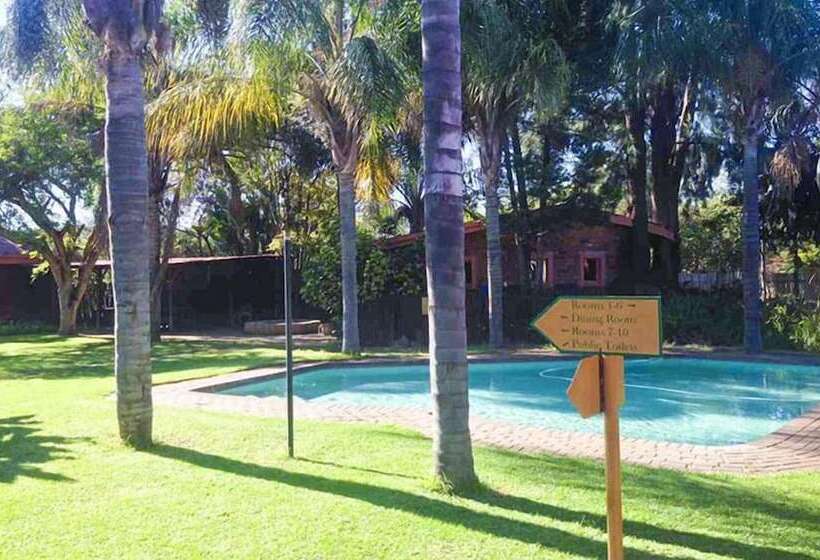 ペンション Eltasha Guesthouse And Spa