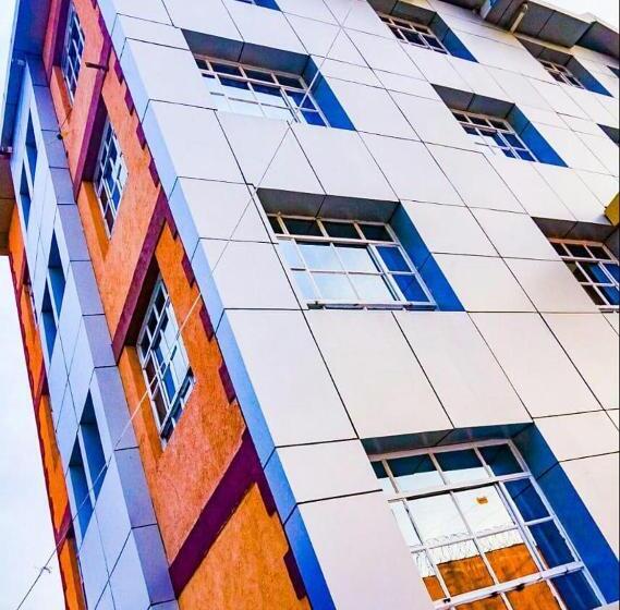 پانسیون Kentania