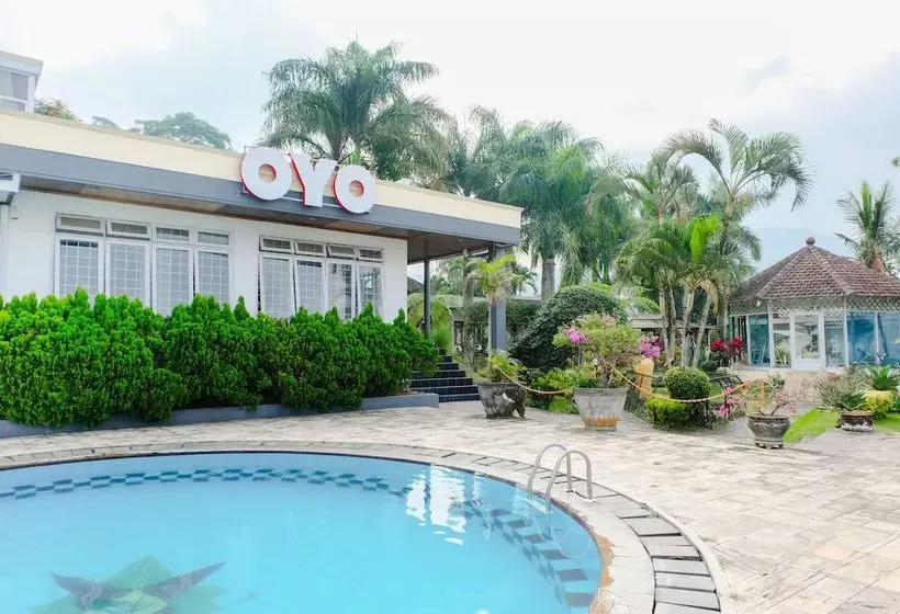 Toetie Hotel By Oyo Rooms