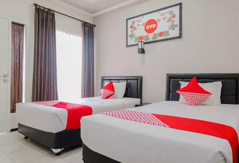 Toetie Hotel By Oyo Rooms