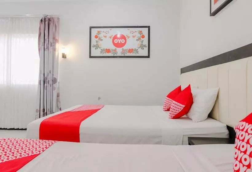 Toetie Hotel By Oyo Rooms