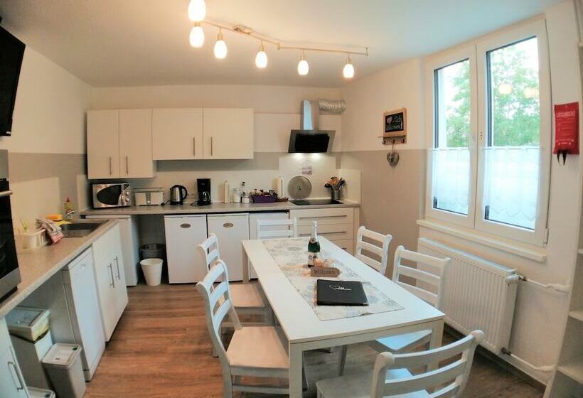 Unterkunft4you Ferienhaus Am Schloss