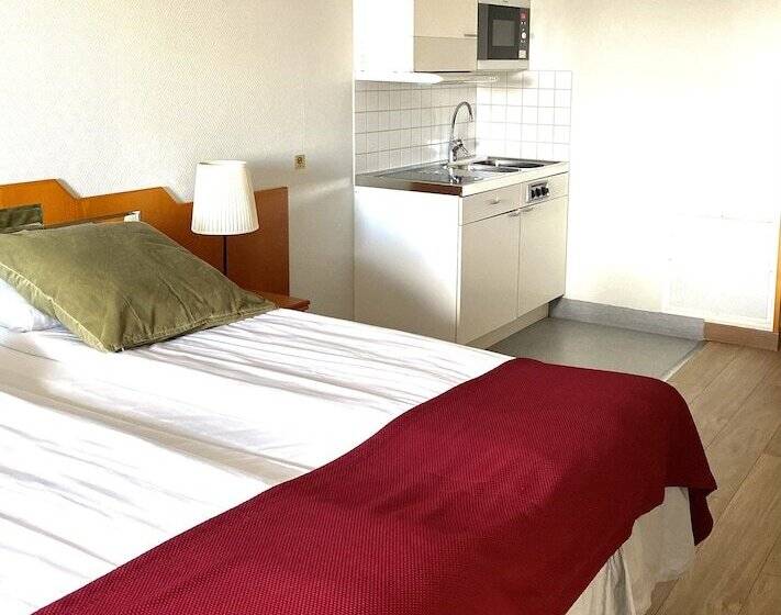 בית מלון כפרי 2home Stockholm South