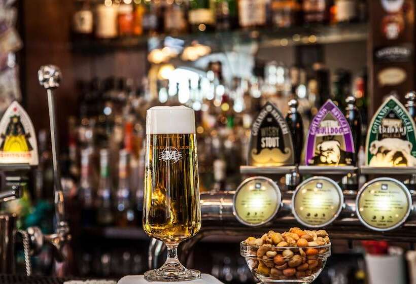 בית מלון כפרי Best Western Tidbloms