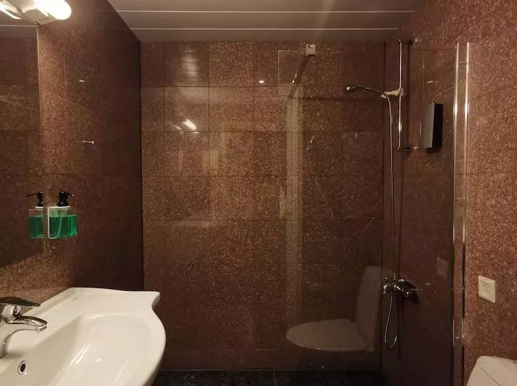 호텔 Crystal Plaza