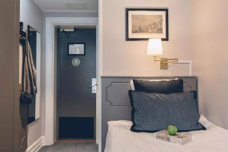 호텔 Crystal Plaza