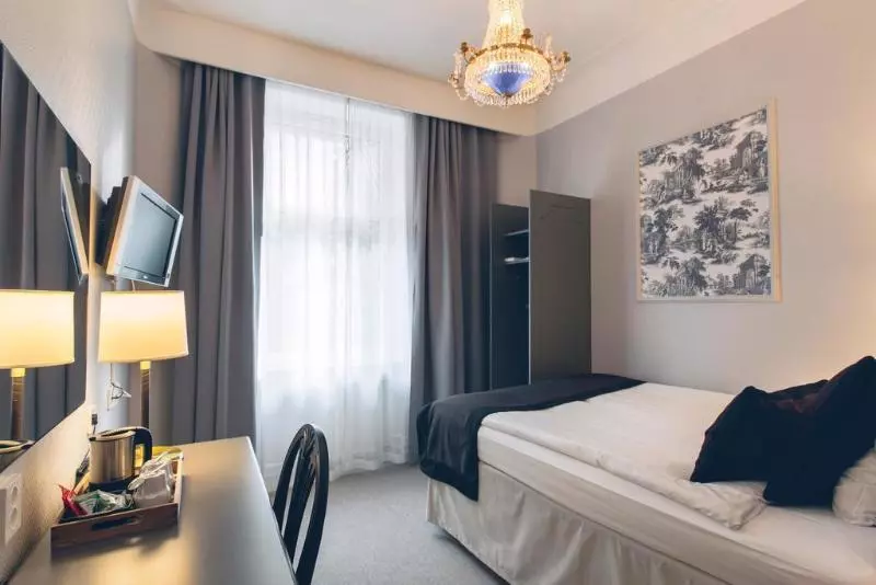 호텔 Crystal Plaza