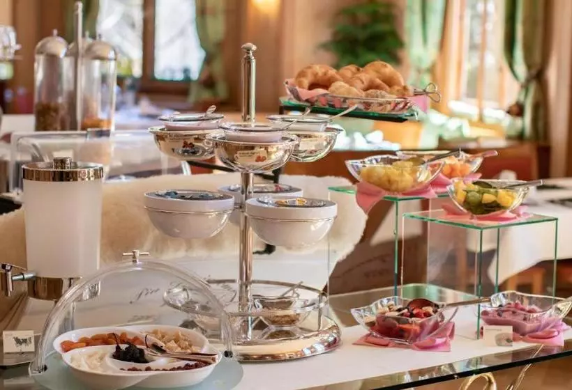 Отель Boutique  Eden