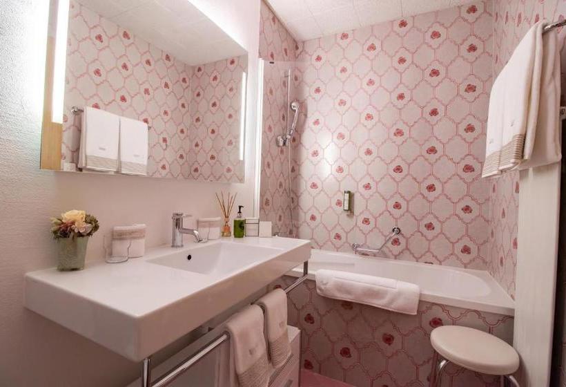 هتل Boutique Eden