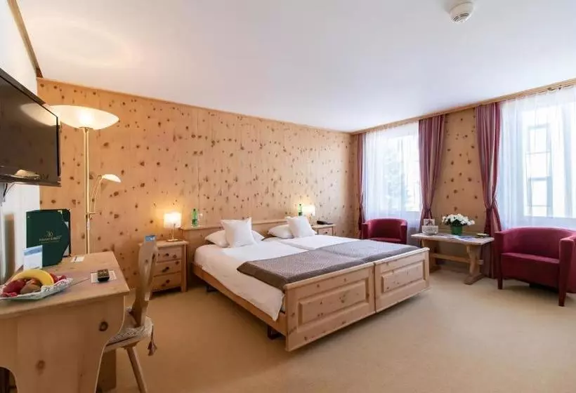 Отель Boutique  Eden