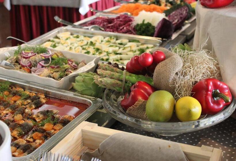 בית מלון כפרי Fars Hatt