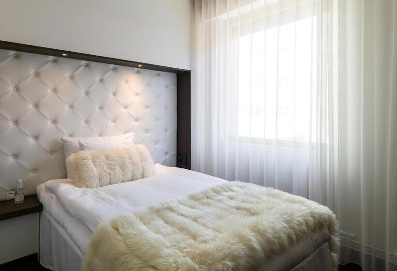 בית מלון כפרי Riverton