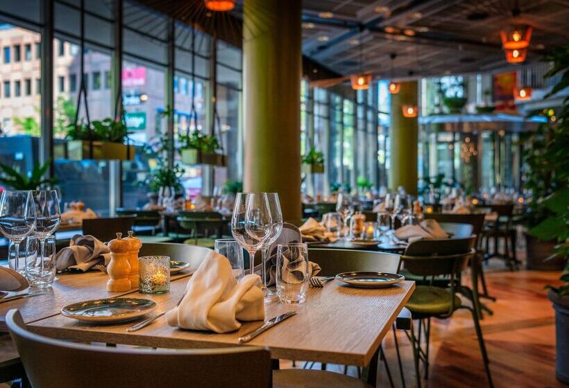 هتل Scandic Plaza Umeå