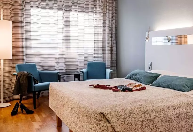 Отель Scandic Plaza Umeå