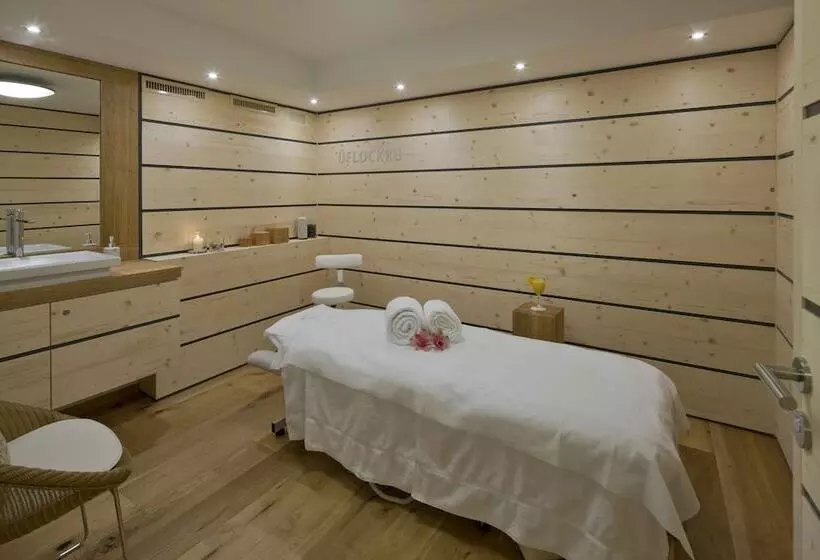 Swiss Alpine Hotel Allalin