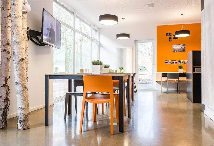 Retkeilymaja Moveinn