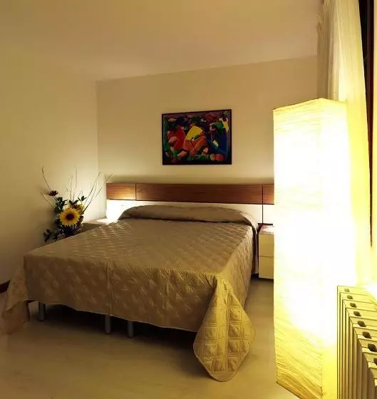 تختخواب و صبحانه Ca  Del Faro Bibione