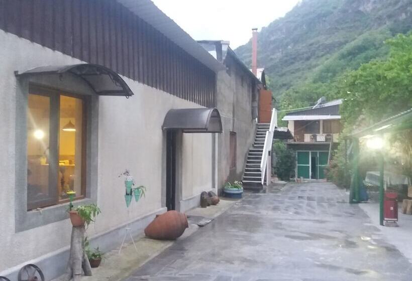 Nocleg ze śniadaniem Iris Mini