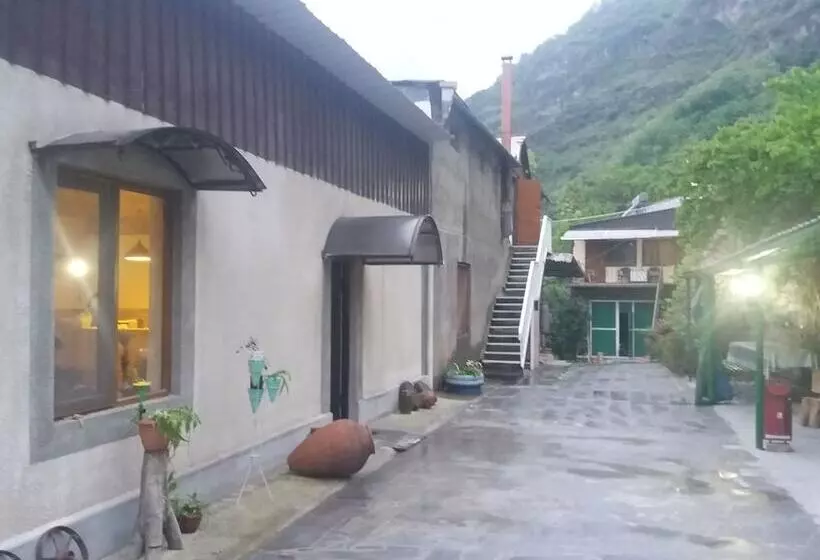 Aamiaismajoitus (B&B) Iris Mini