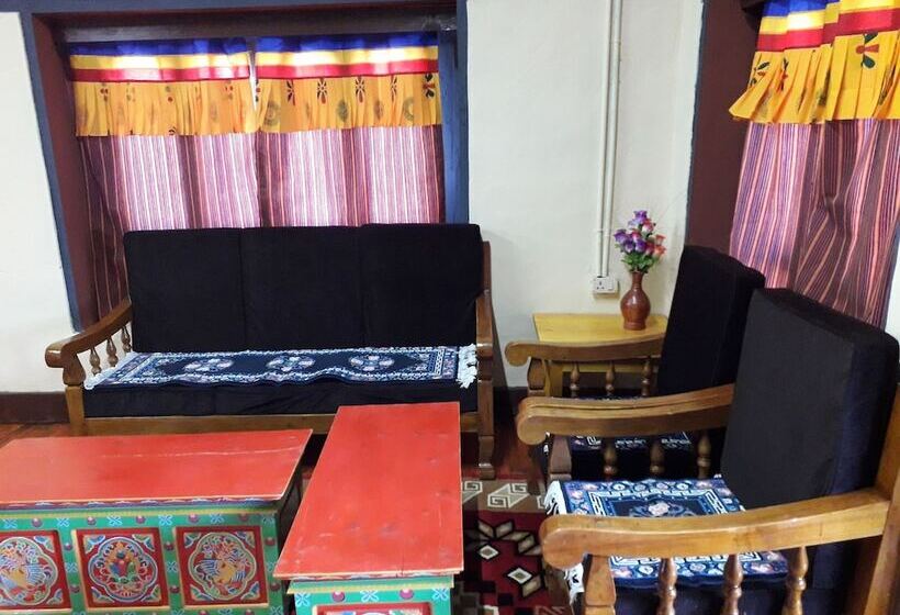 تختخواب و صبحانه Kuenley Home Stay