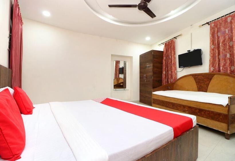 Hotel A One Home Stay By Oyo Rooms