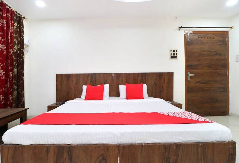 Hotel A One Home Stay By Oyo Rooms