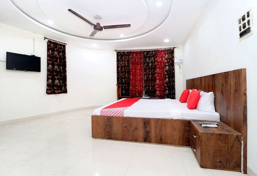 Hotel A One Home Stay By Oyo Rooms
