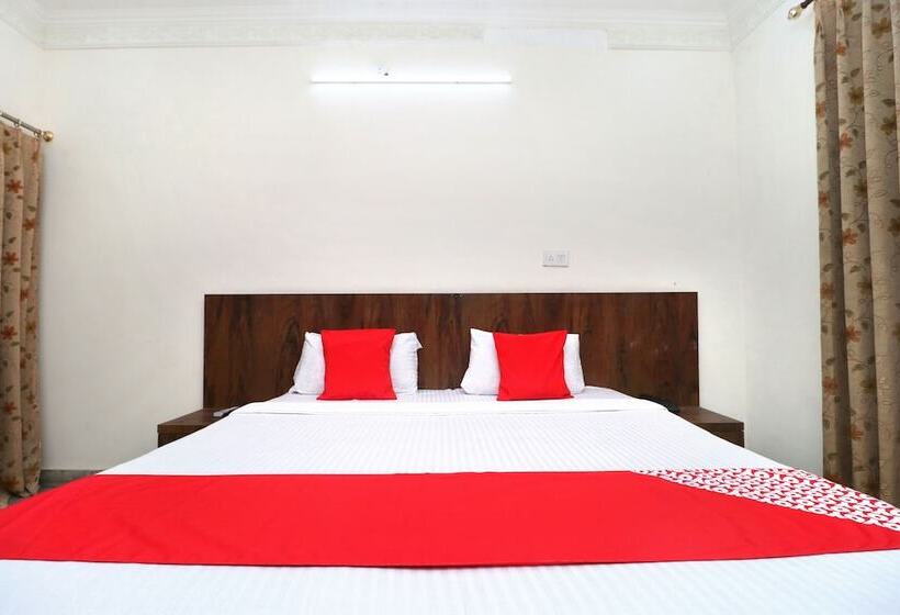 Hotel A One Home Stay By Oyo Rooms