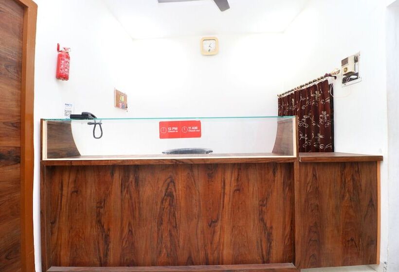 Hotel A One Home Stay By Oyo Rooms